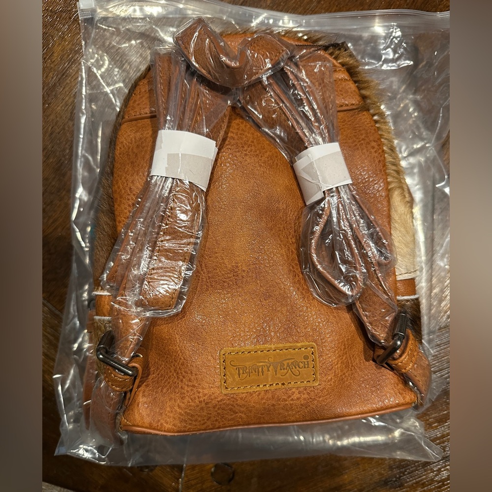 Trinity Ranch Brown Backpack - Picture 3 of 4